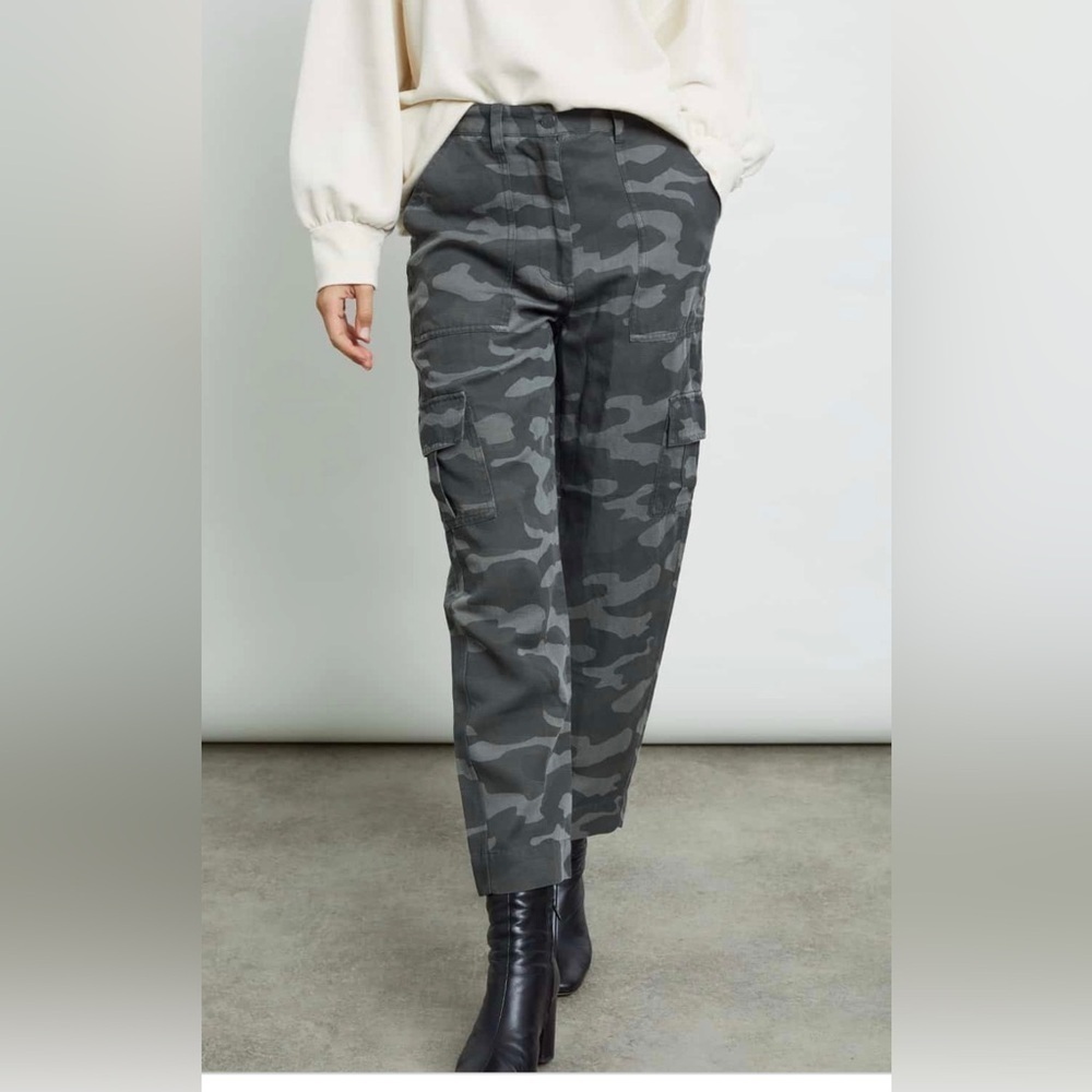 RAILS CARGO TROUSERS Charcoal Camo XS - Picture 1 of 7